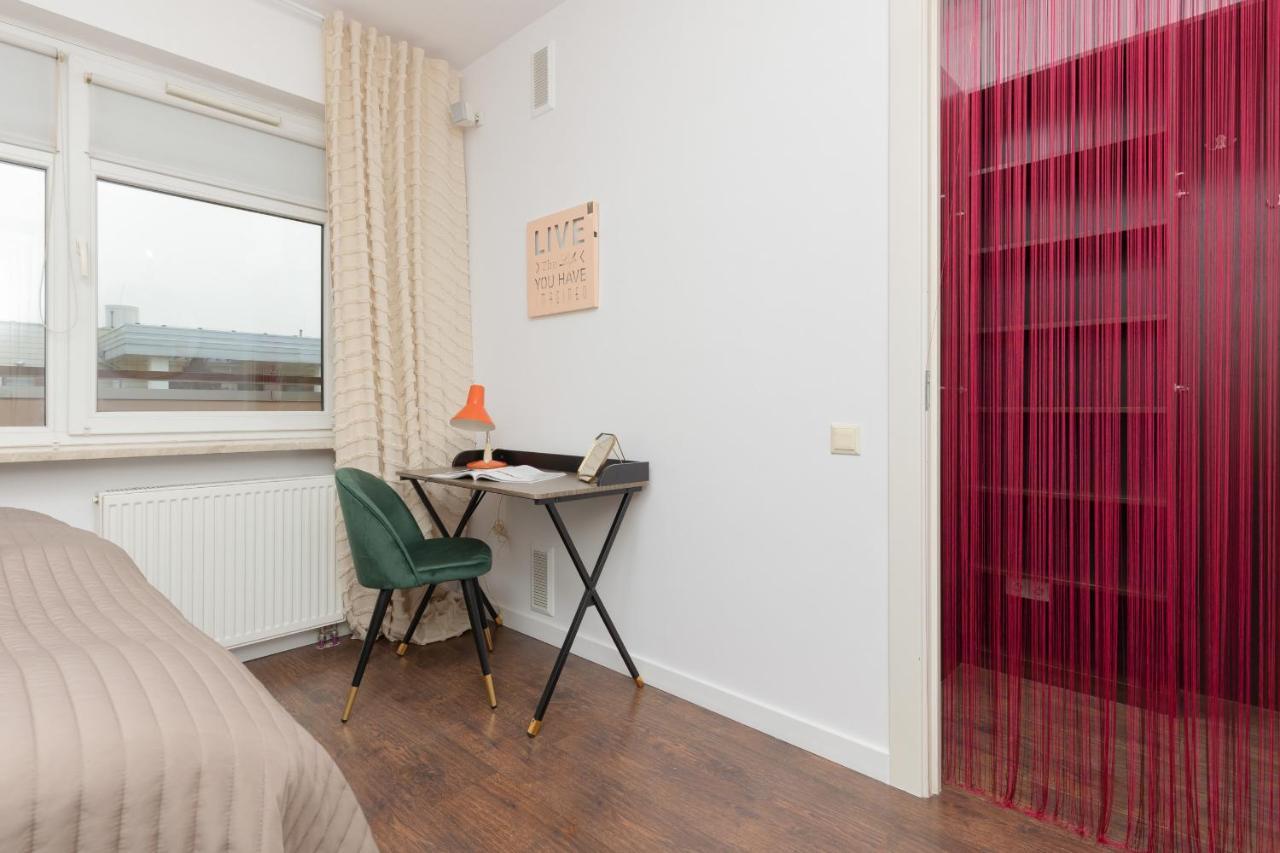 Blonia Wilanowskie Apartment Warsaw By Noclegi Renters Екстериор снимка