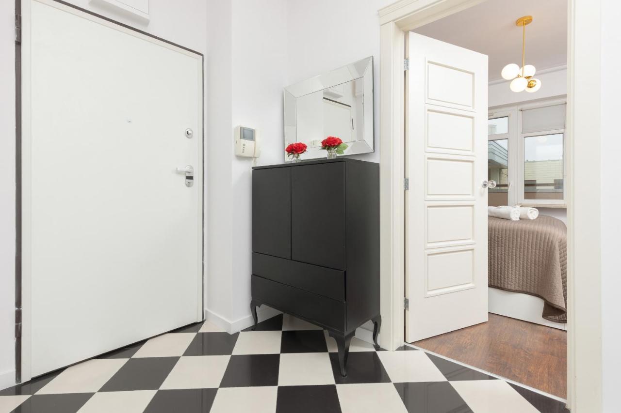 Blonia Wilanowskie Apartment Warsaw By Noclegi Renters Екстериор снимка