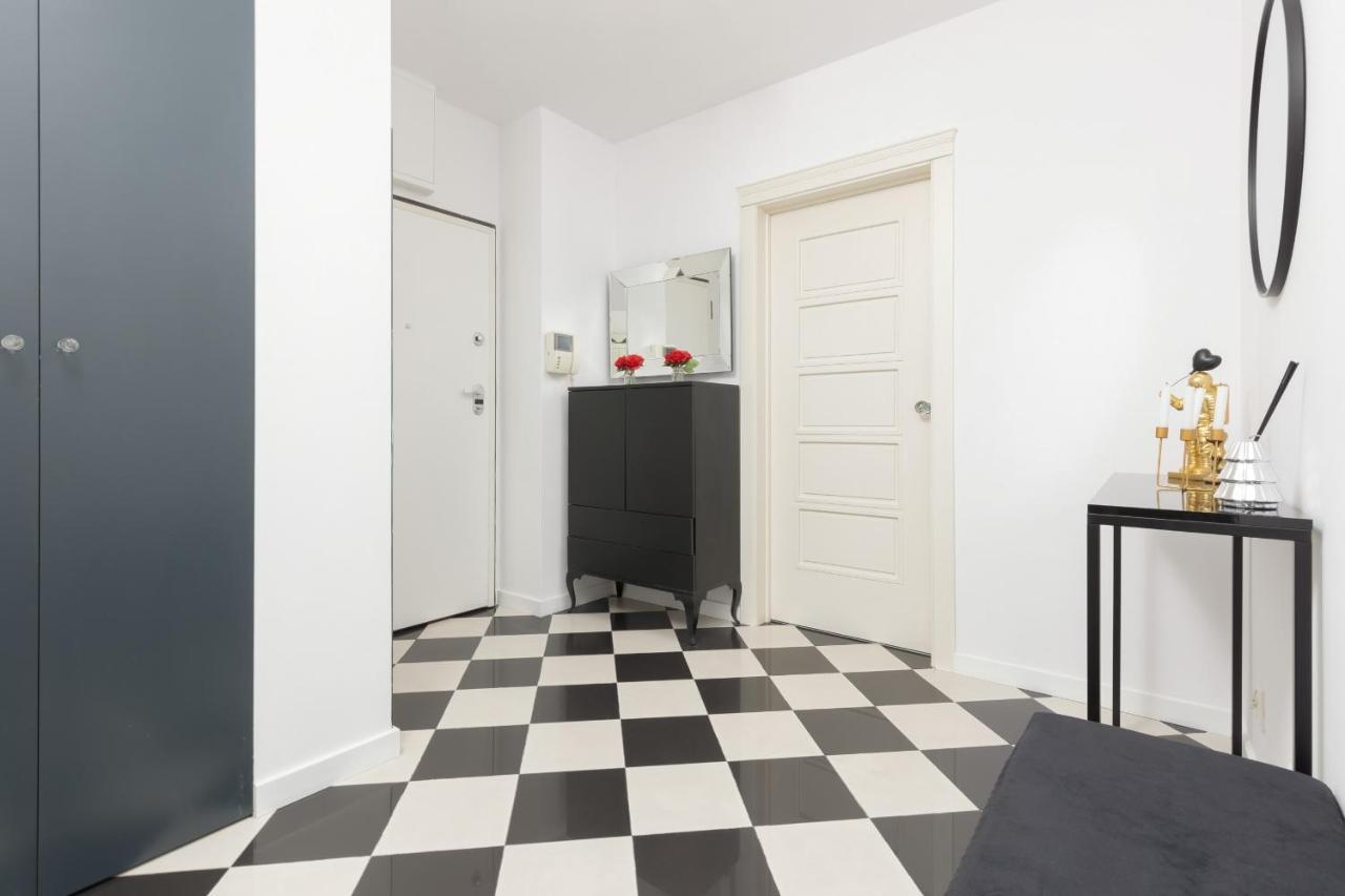 Blonia Wilanowskie Apartment Warsaw By Noclegi Renters Екстериор снимка